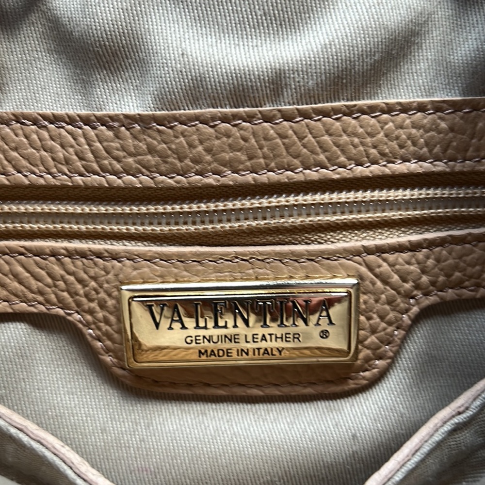 Valentina 2 Tone Pebbled Leather Bucket Bag w/ Drawstring and Shoulder S… - Picture 5 of 11